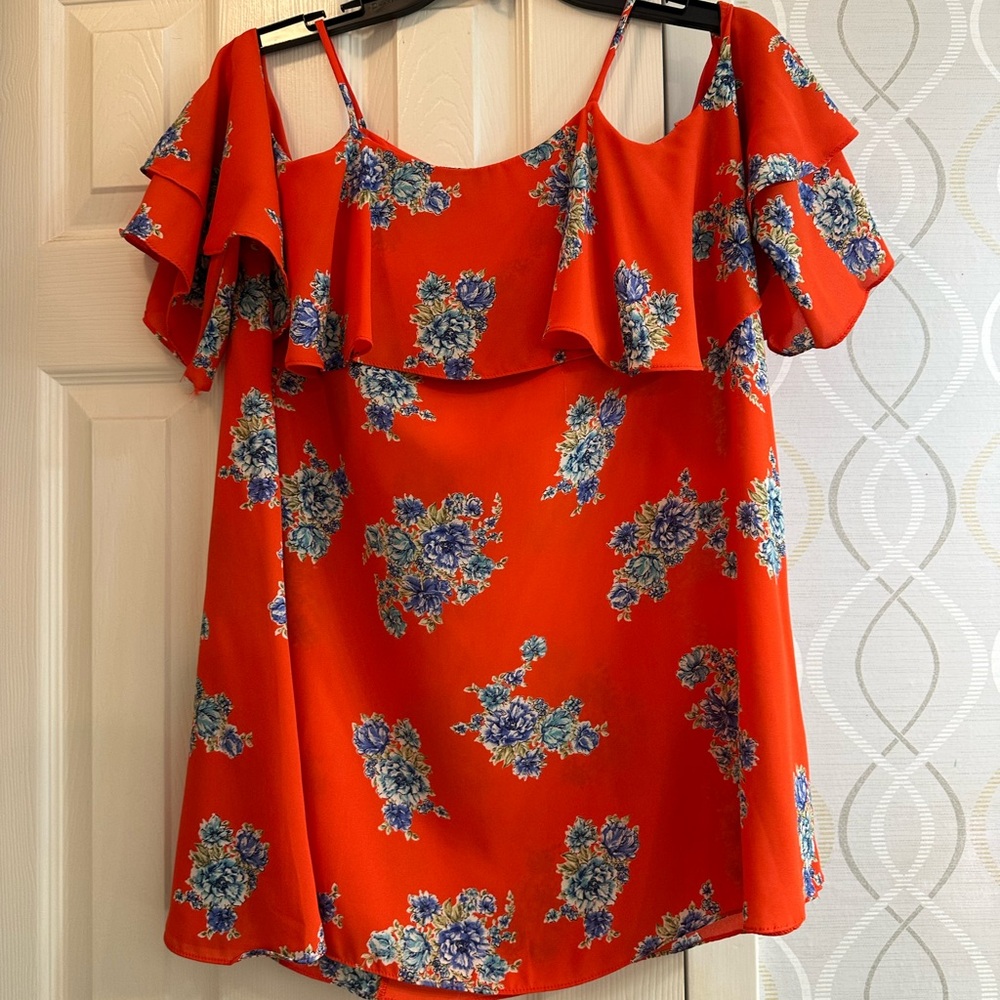 1.4.3. Story by Line Up Floral Ruffle Cold Shoulder Blouse